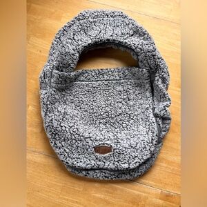JJ Cole Sherpa fuzzy infant car seat cover
